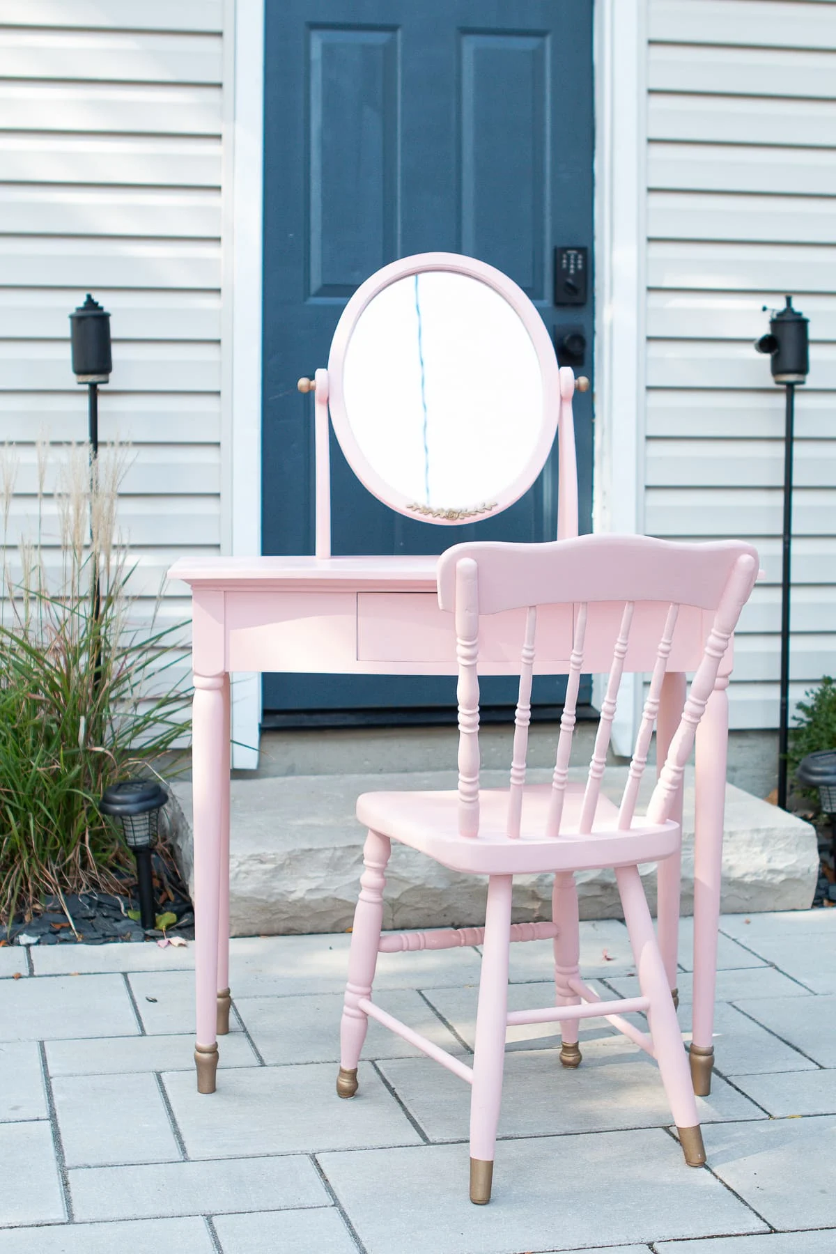 Chairs and Accent Pieces